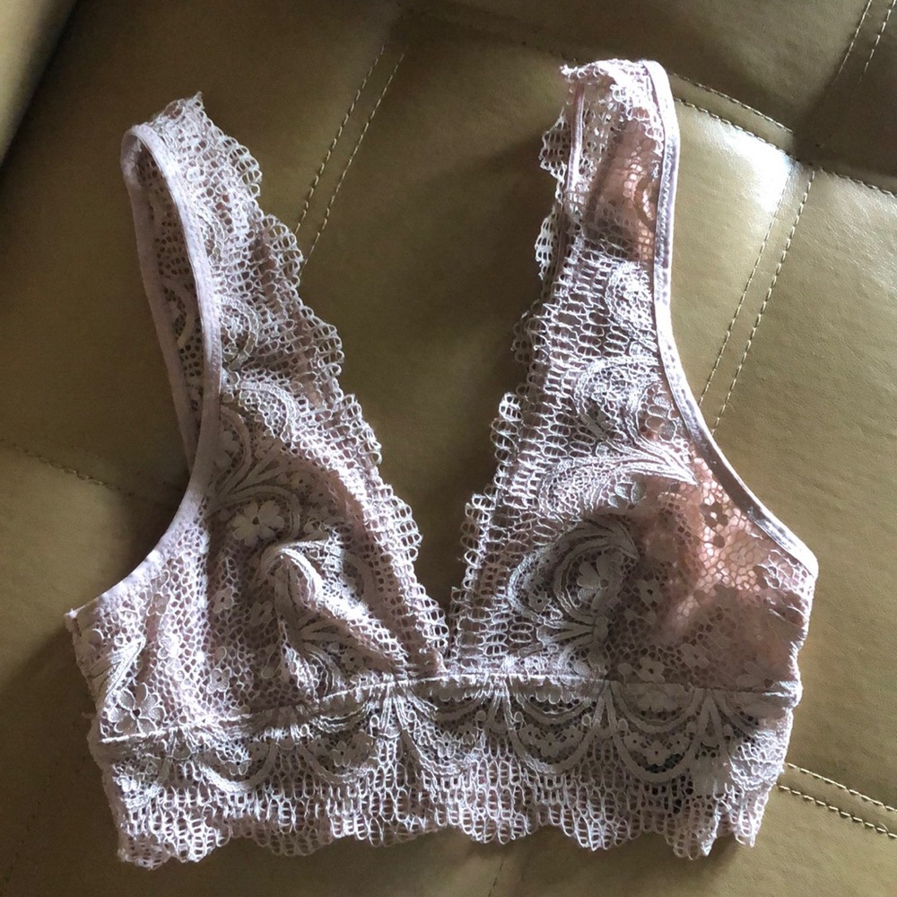 Lace bra - Picture 2 of 5